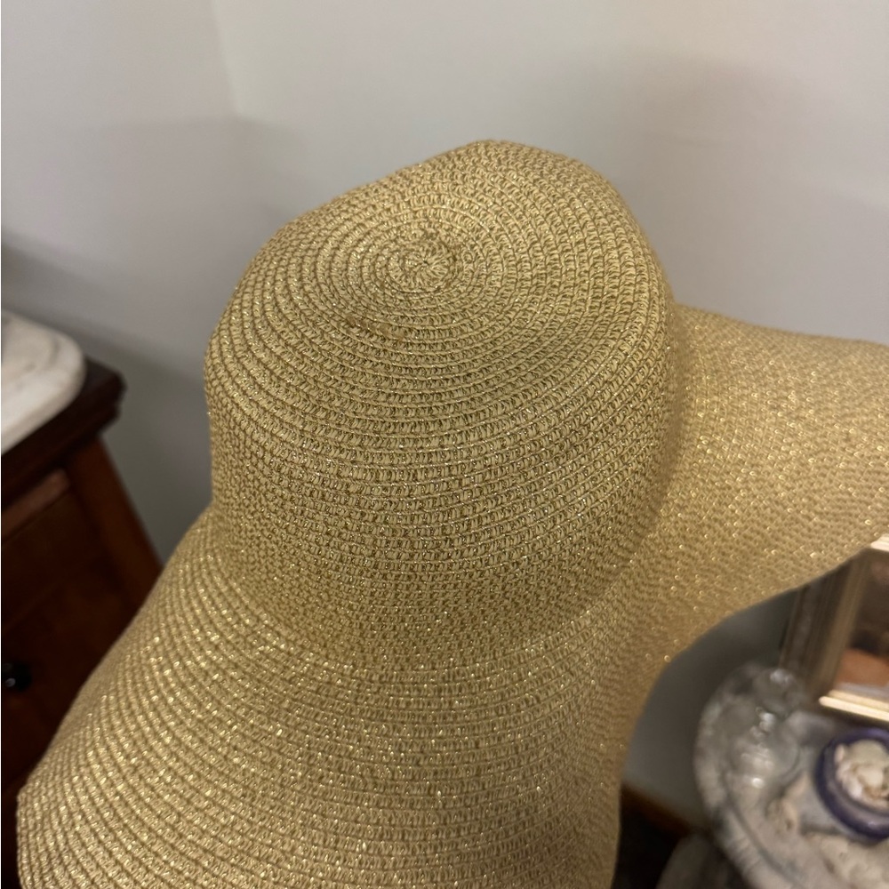 Elegant Gold Women's Sun Hat